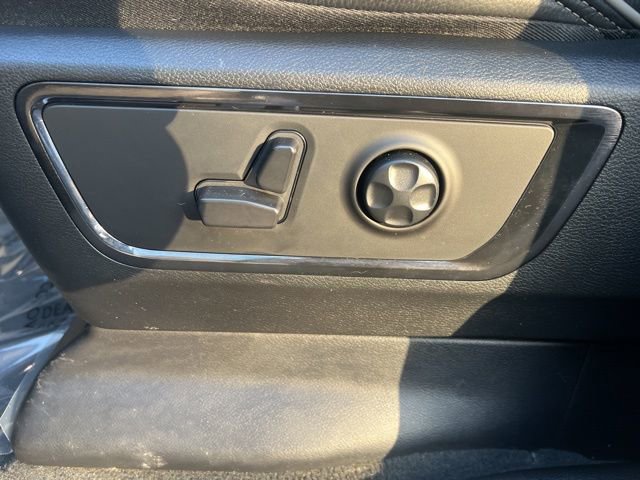 Used 2023 RAM 1500 Limited image 25