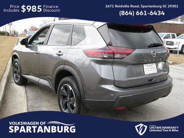 Used 2024 Nissan Rogue SV image 34
