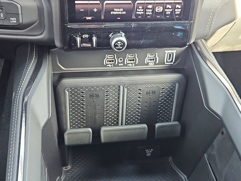 New 2026 RAM 3500 Limited image 25