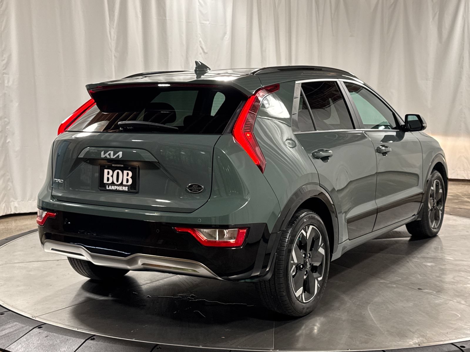 Certified 2023 Kia Niro Wind w/ Wind Preserve Package FWD image 10