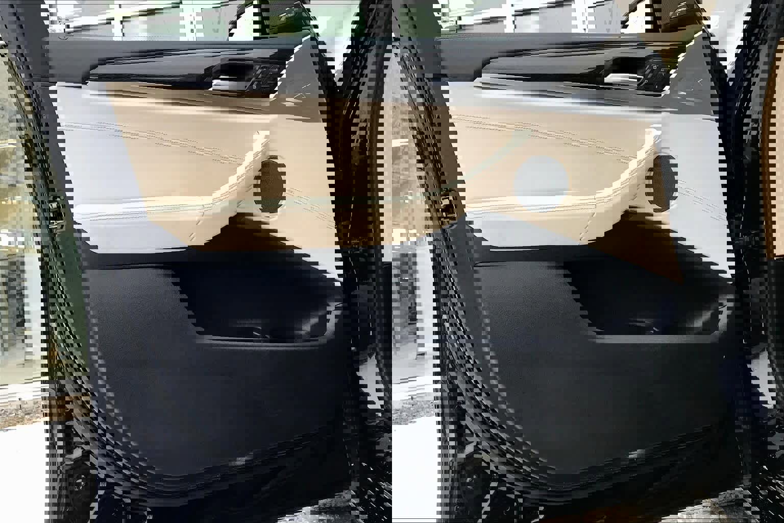 Used 2018 BMW X3 M40i image 19