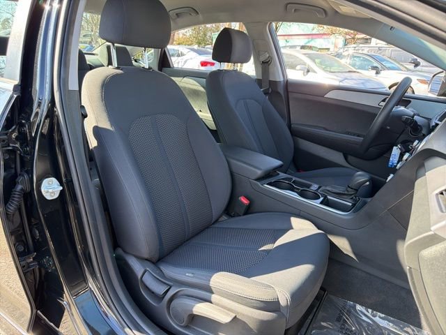 Used 2019 Hyundai Sonata SE image 9