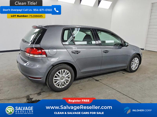 Used 2013 Volkswagen Golf 4-Door image 4