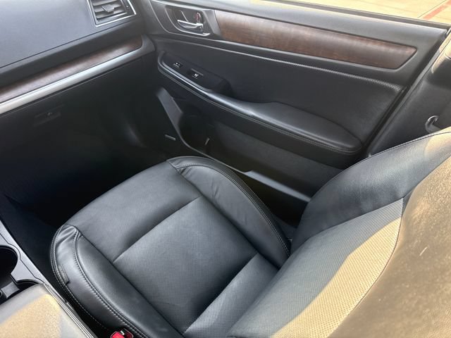 Used 2017 Subaru Outback 3.6R Limited AWD/4WD image 17