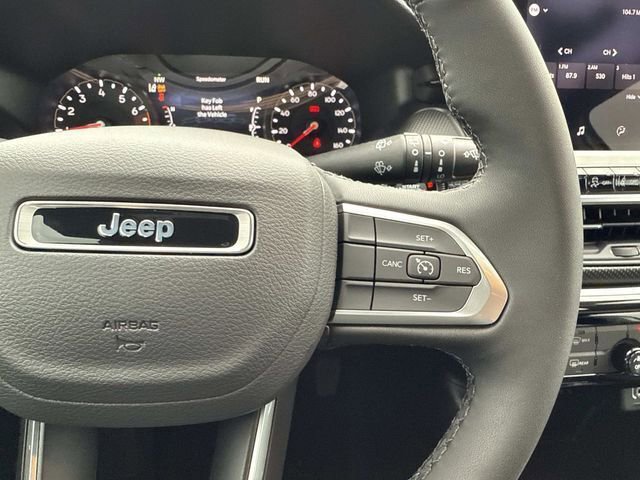 New 2026 Jeep Compass Latitude image 16