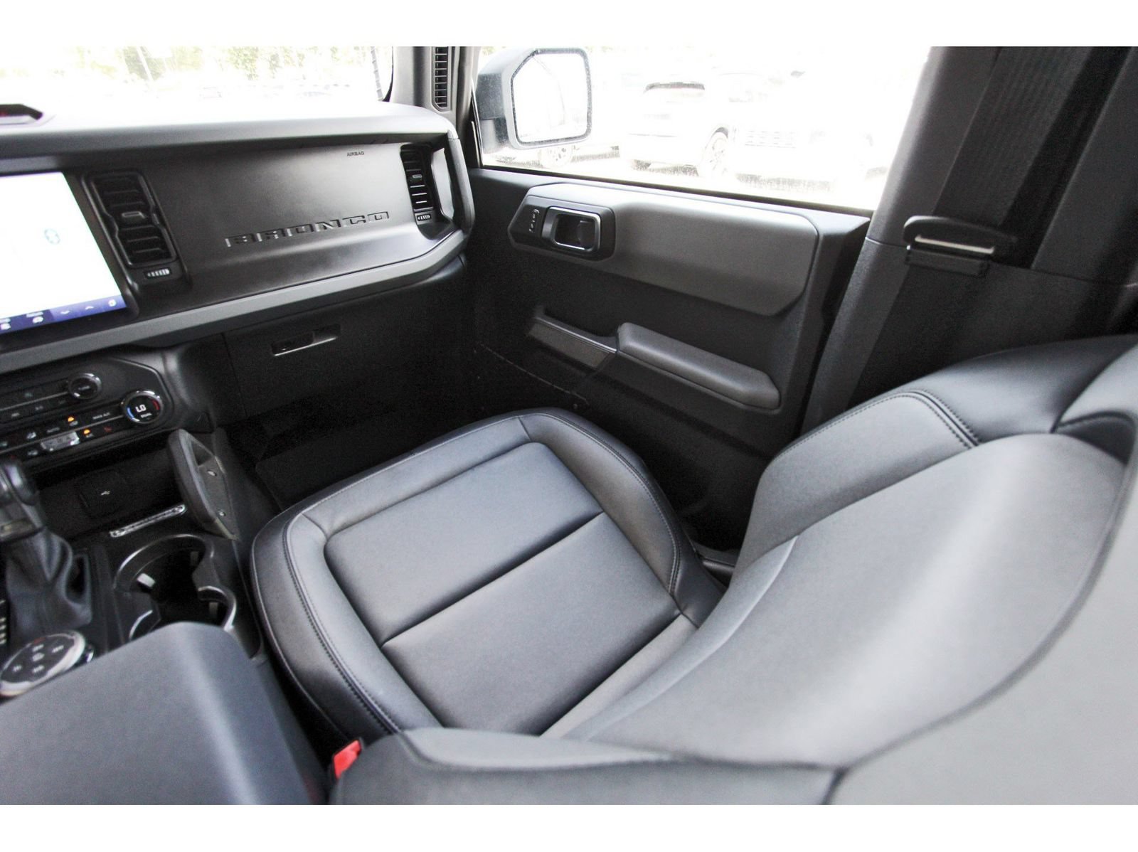 Used 2023 Ford Bronco Everglades AWD/4WD image 12