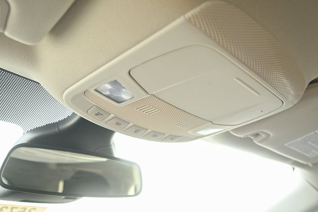 New 2024 Ford Edge SE w/ Black Appearance Package image 36