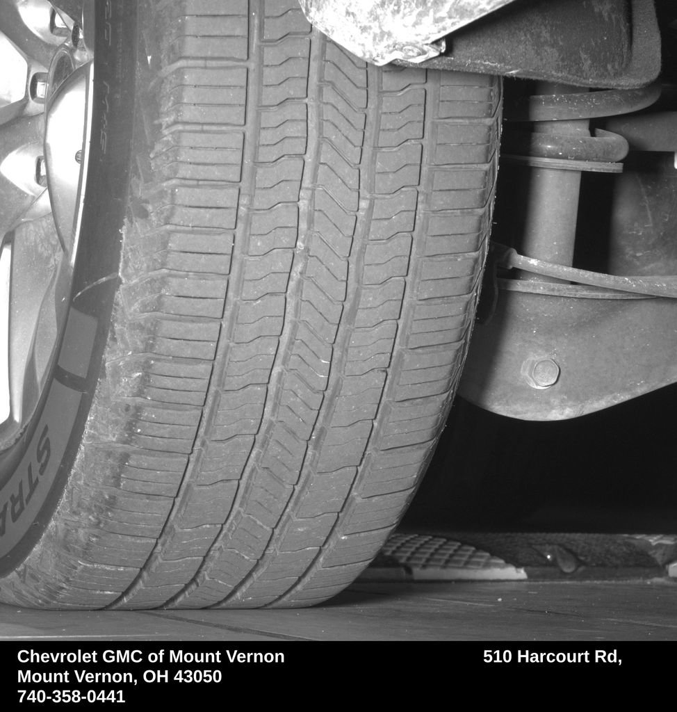 Used 2024 Chevrolet Suburban Premier AWD/4WD image 17