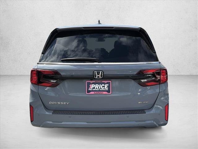 Used 2025 Honda Odyssey Elite image 5