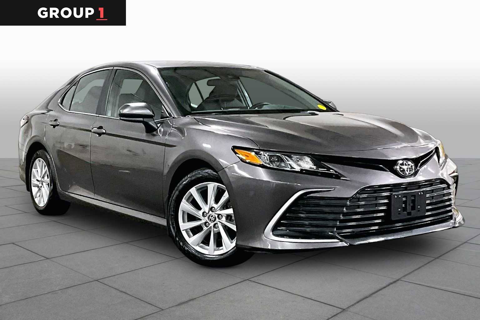 Used 2023 Toyota Camry LE AWD/4WD image 3