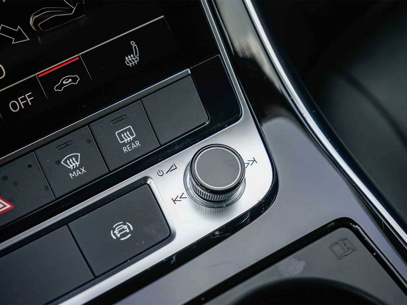 Used 2023 Audi Q7 2.0T Premium w/ Convenience Package image 22