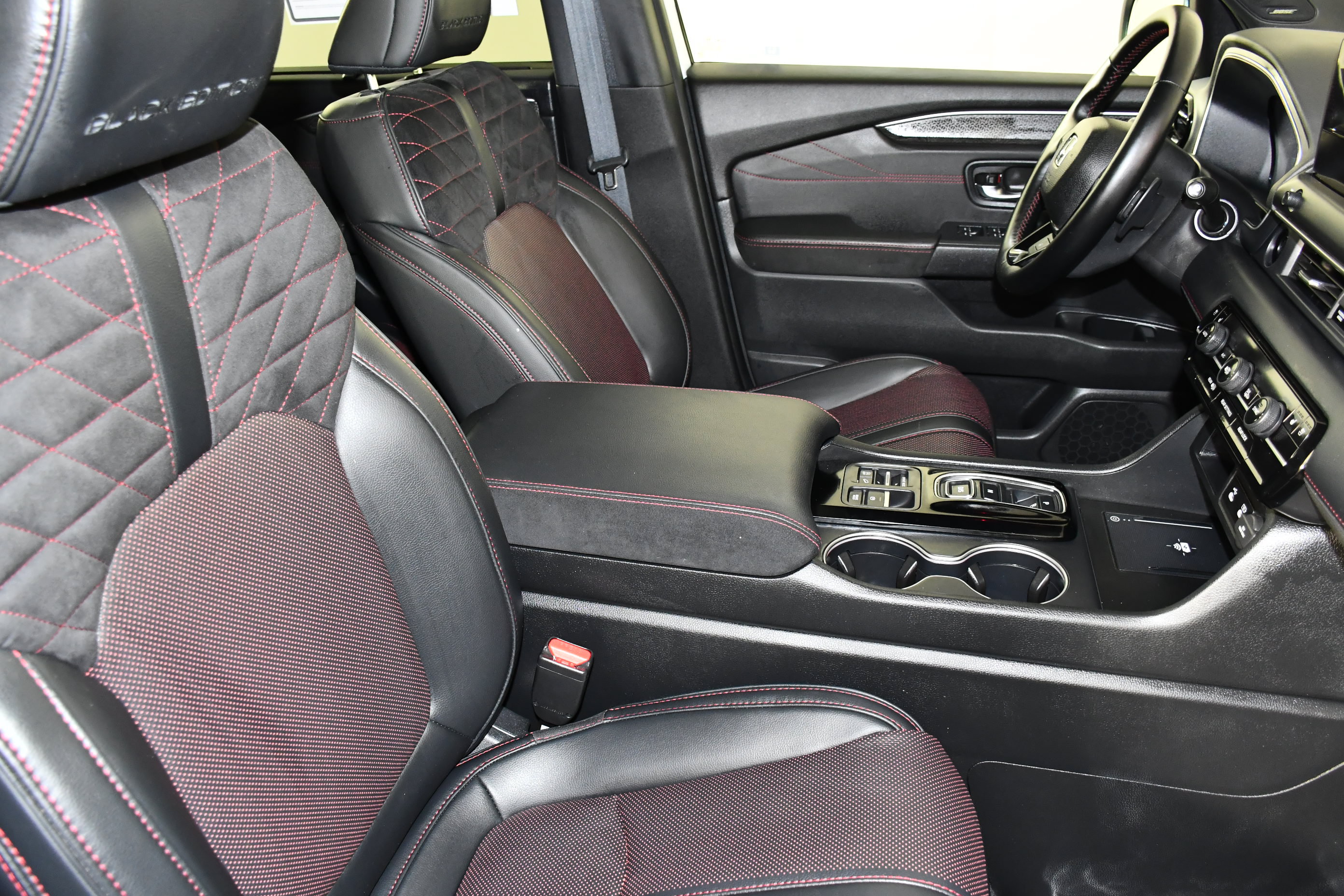 Certified 2026 Honda Pilot Black Edition image 43