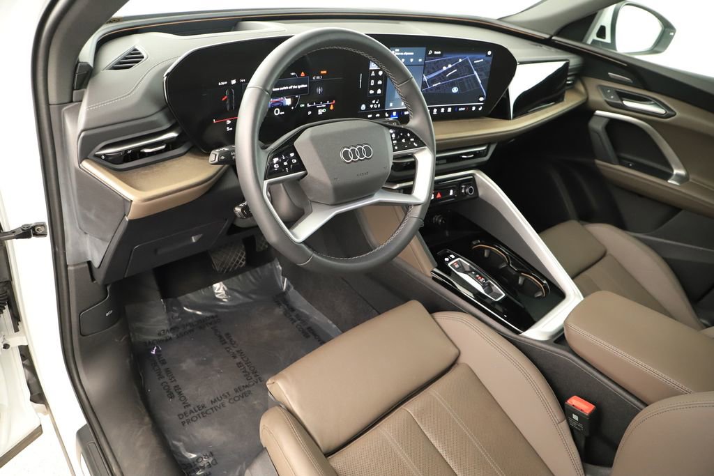 Certified 2025 Audi Q5 Premium Plus w/ Premium Plus AWD/4WD image 15