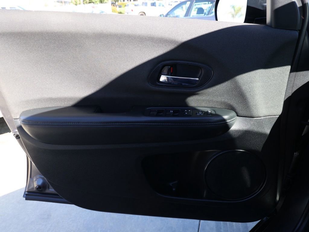 Used 2022 Honda HR-V LX image 23