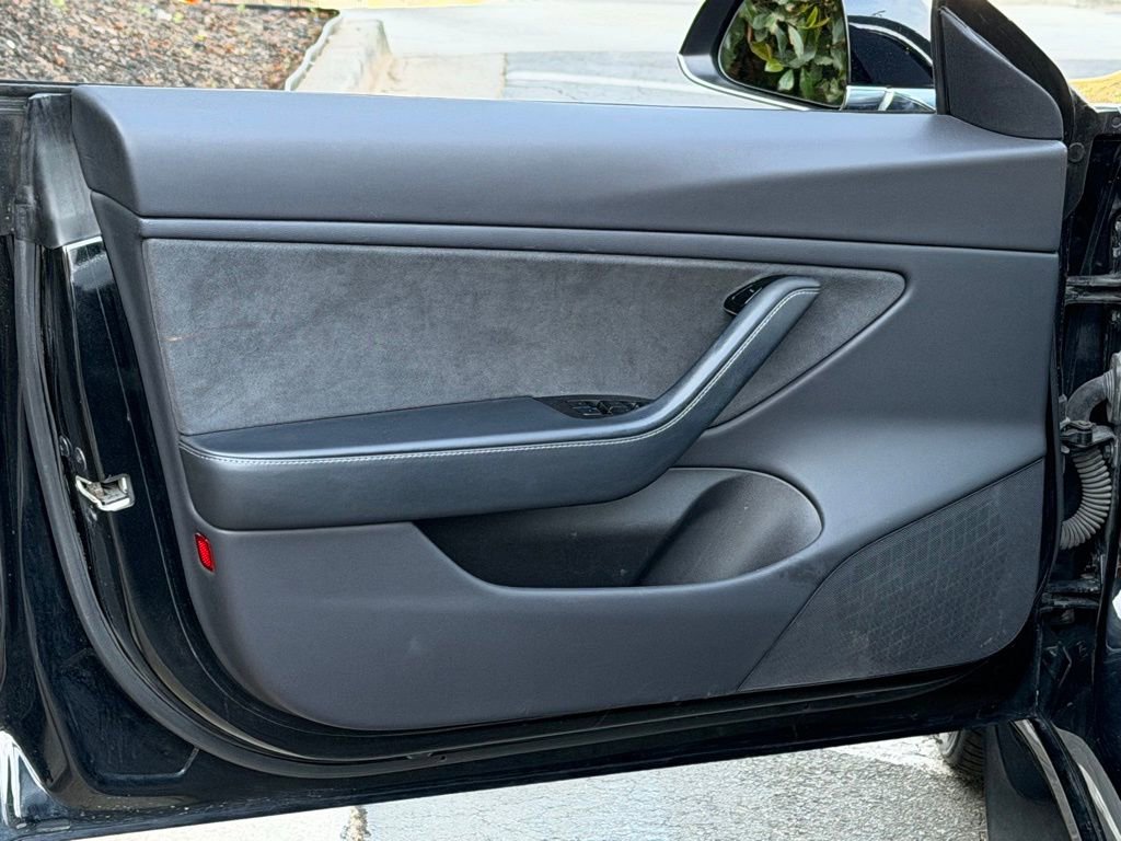 Used 2019 Tesla Model 3 Long Range image 28