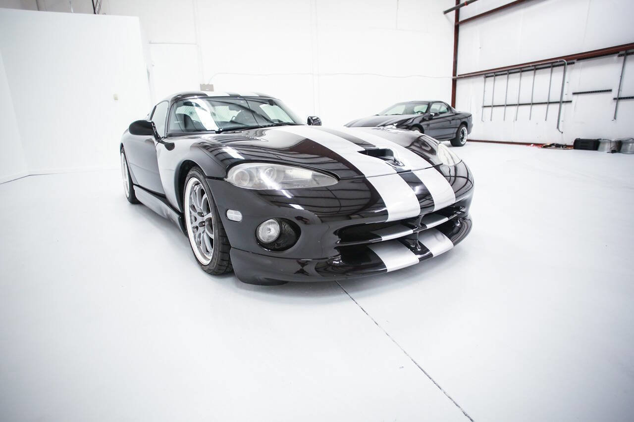 Used 2000 Dodge Viper GTS image 15