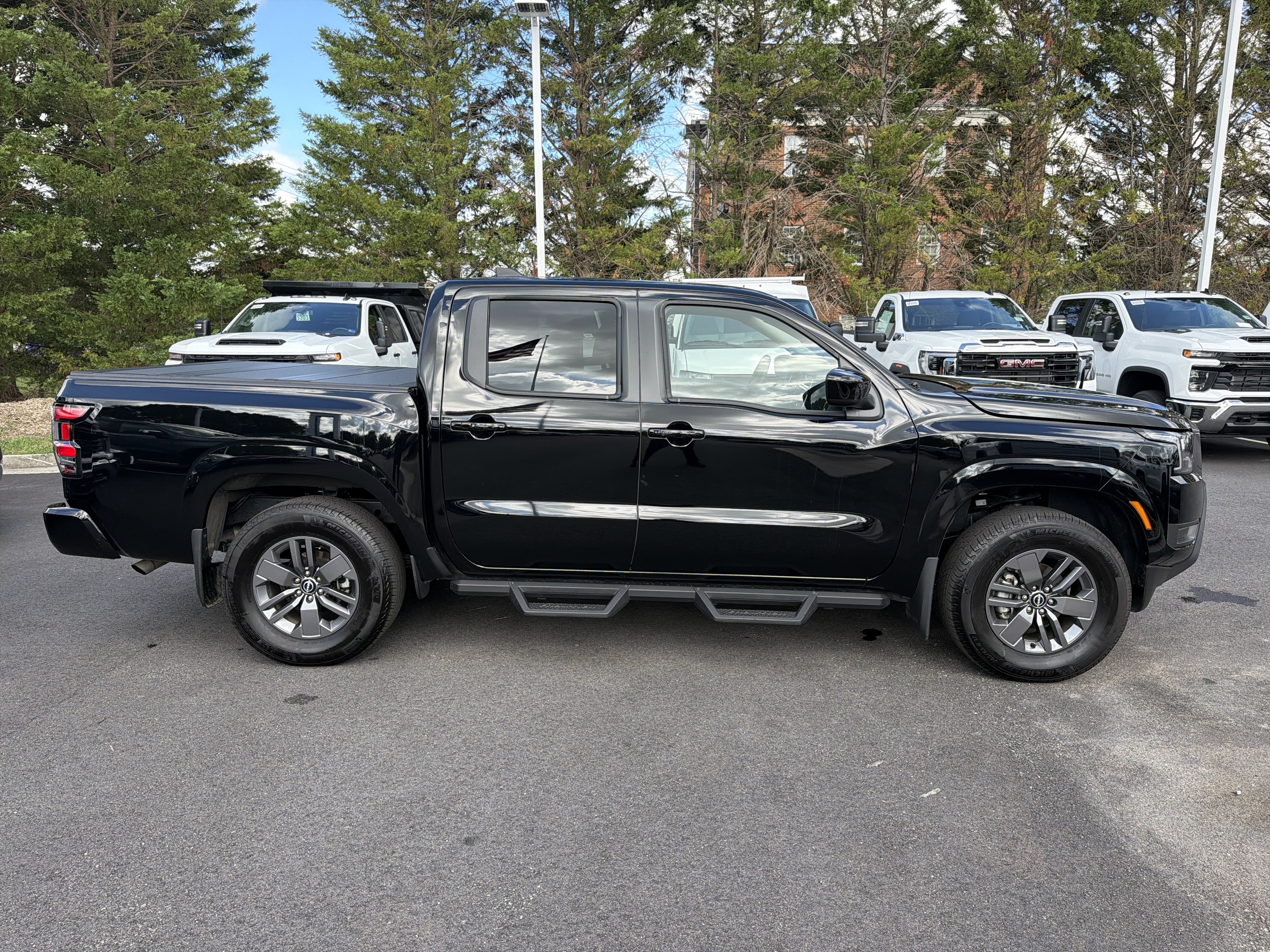 Used 2026 Nissan Frontier SV w/ SV Convenience Package AWD/4WD image 11