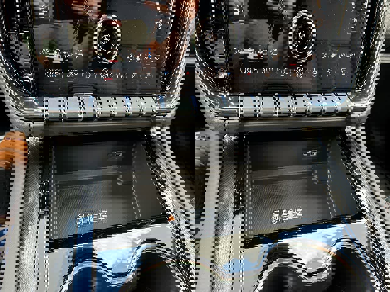 New 2026 GMC Yukon XL AT4 w/ AT4 Premium Plus Package image 18