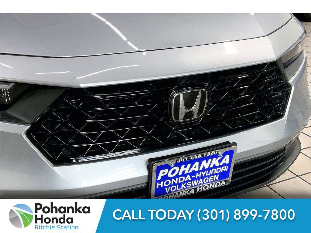 Used 2023 Honda Accord LX image 31