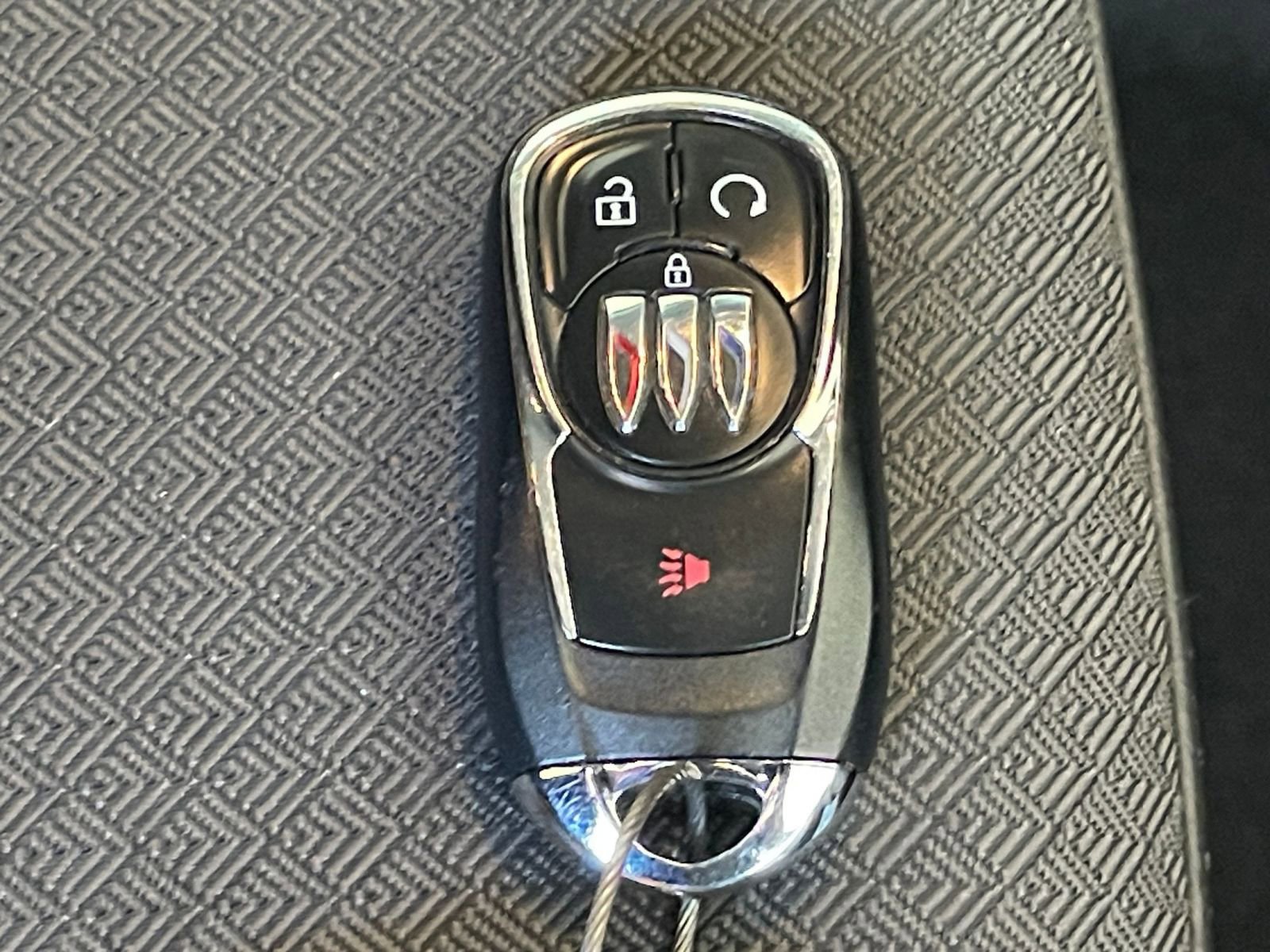Used 2025 Buick Encore GX Preferred FWD image 35