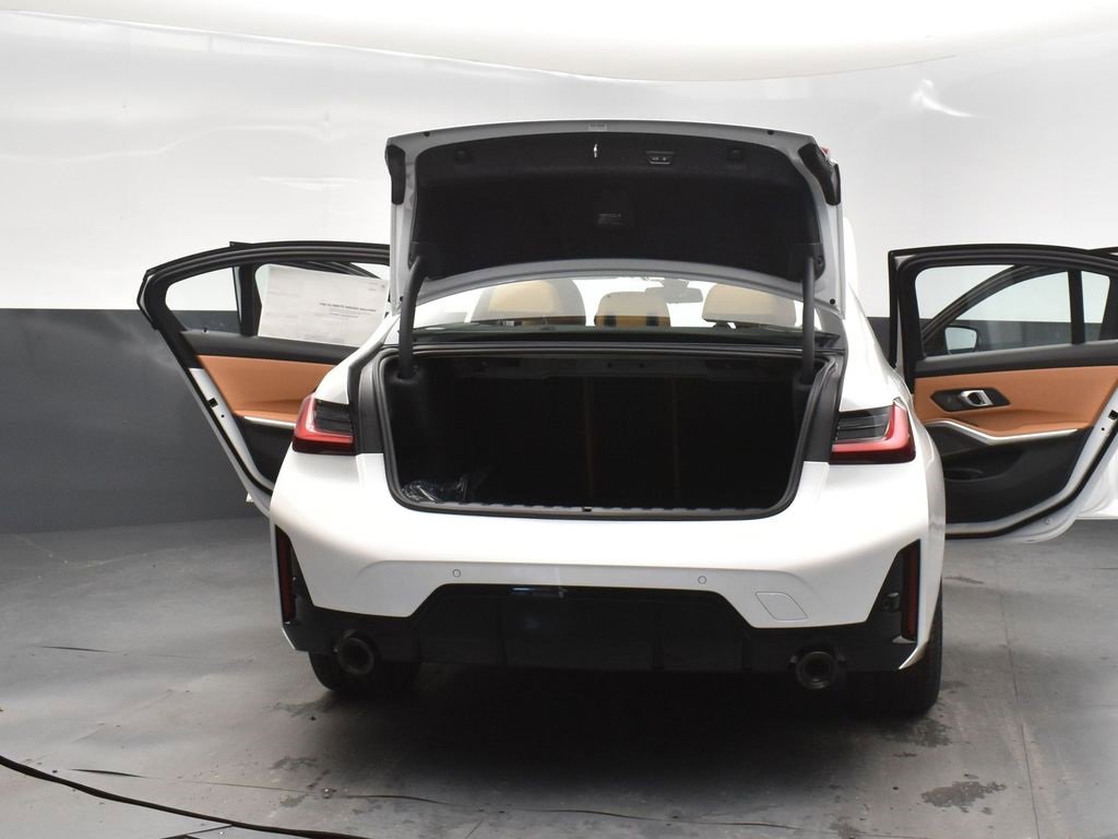 New 2026 BMW 330i Sedan w/ M Sport Package image 50