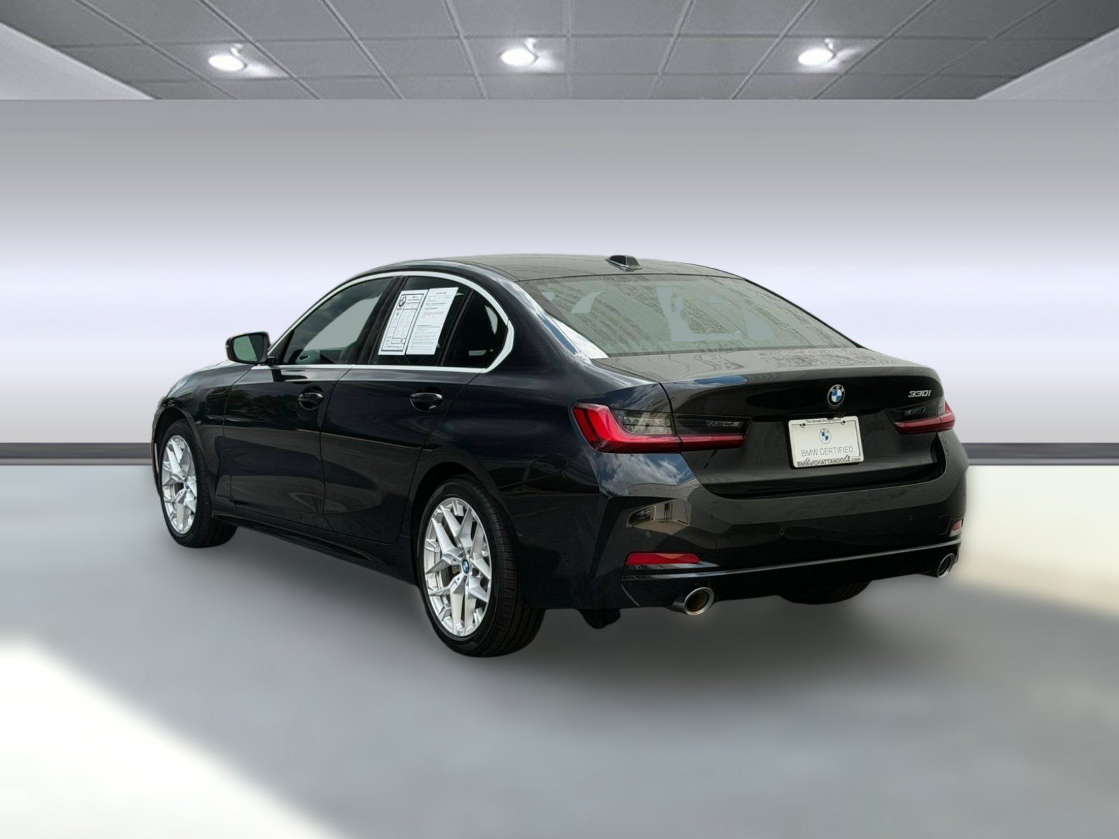 Used 2026 BMW 330i Sedan RWD image 3