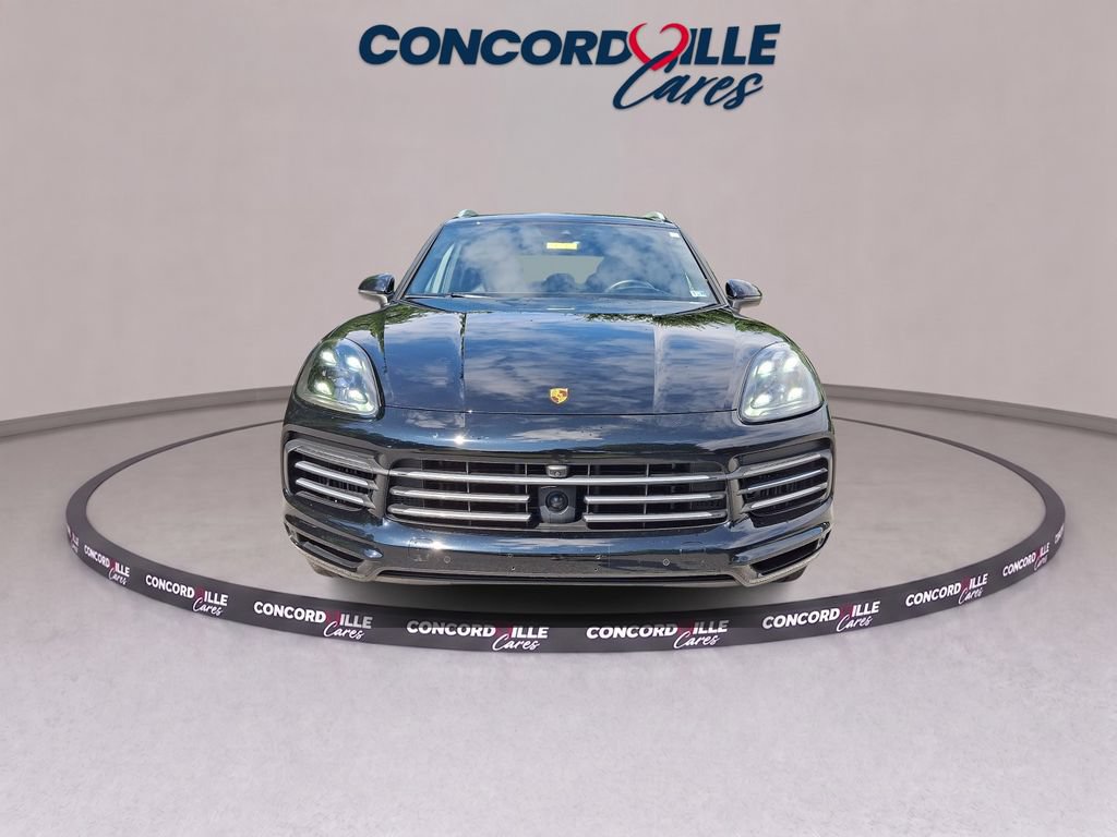 Used 2022 Porsche Cayenne S AWD/4WD image 2