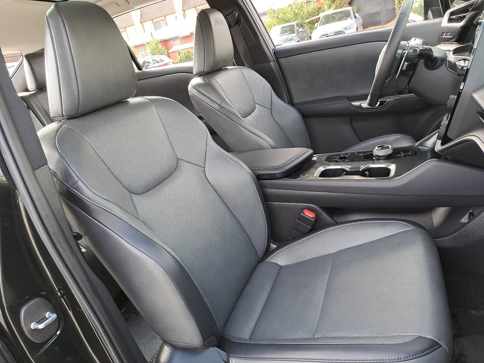 Used 2024 Lexus RZ 300e Premium w/ Accessory Package (Z1) FWD image 10