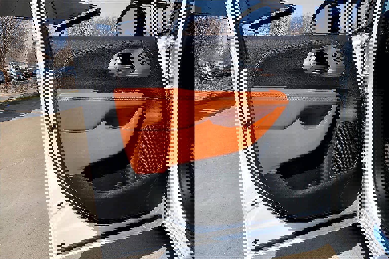 New 2026 Chrysler Pacifica Pinnacle image 10