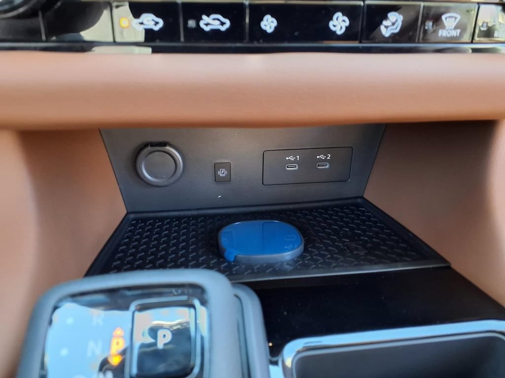 New 2026 Nissan Pathfinder Platinum AWD/4WD image 10