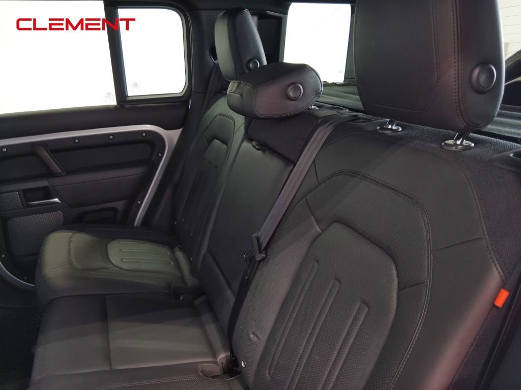 Used 2022 Land Rover Defender 110 X image 33