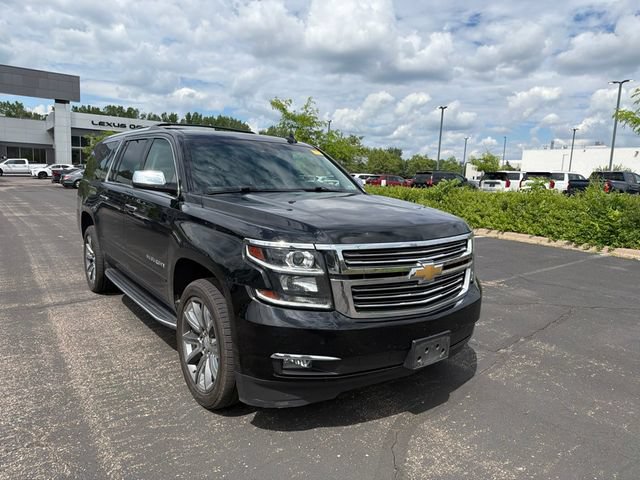 Used 2017 Chevrolet Suburban Premier AWD/4WD image 10