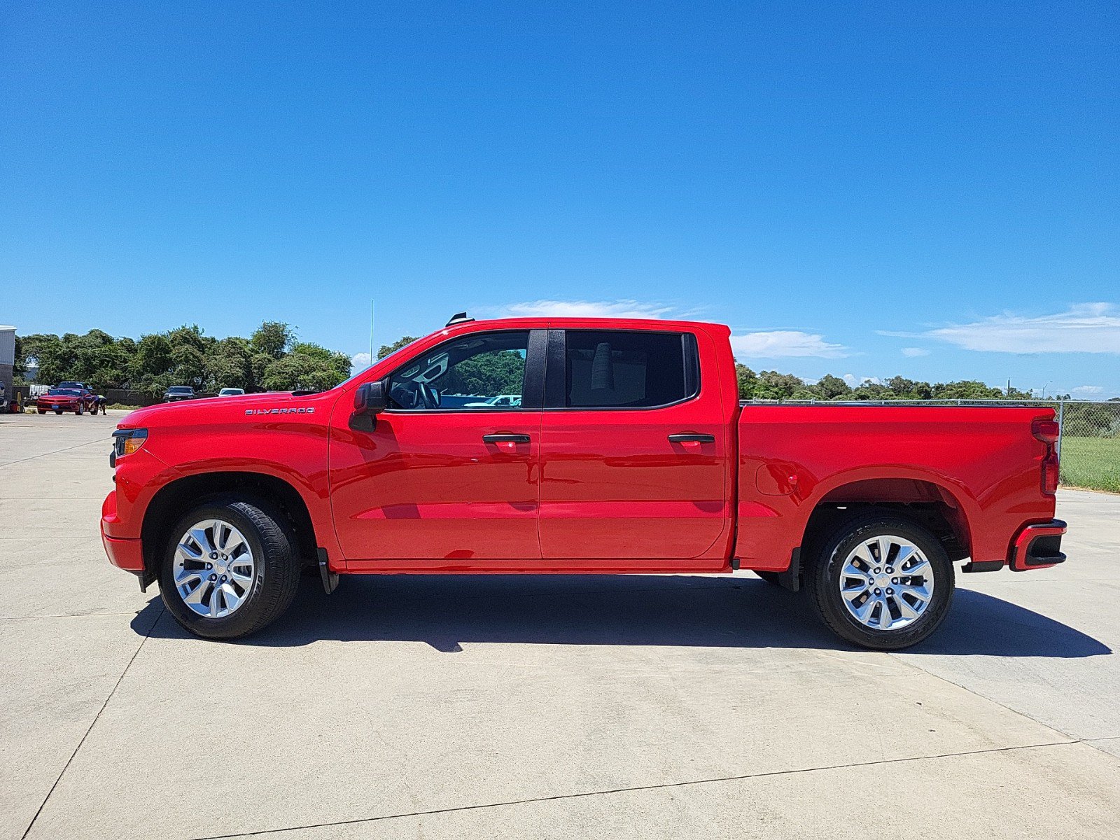 Used 2022 Chevrolet Silverado 1500 Custom RWD image 8