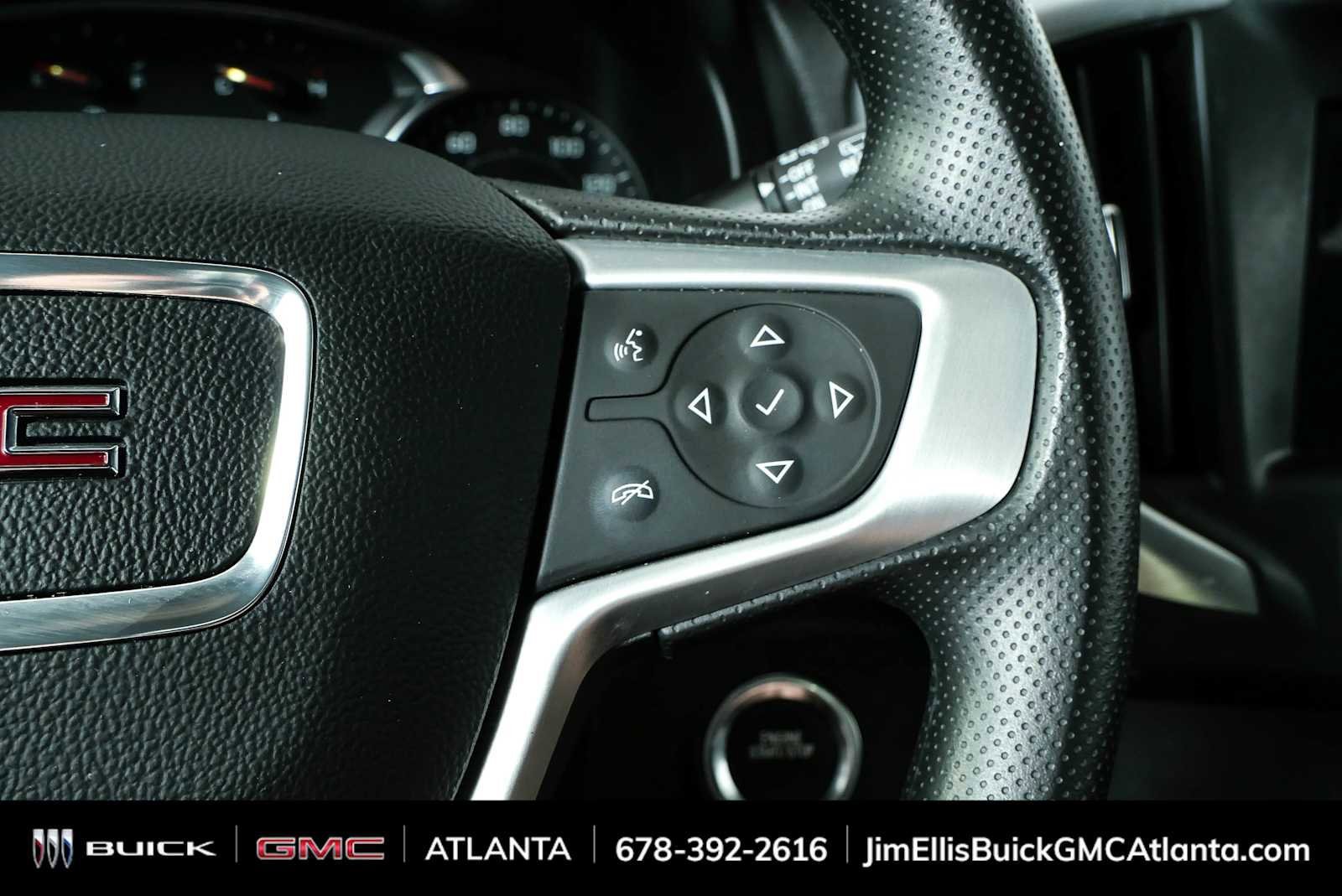 Used 2023 GMC Terrain SLE FWD image 10