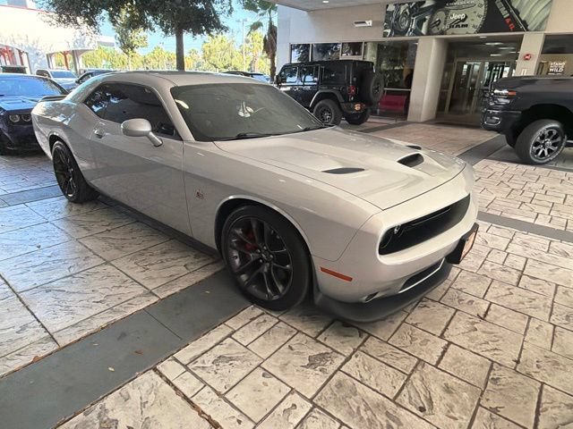 Certified 2022 Dodge Challenger R/T Scat Pack RWD image 1