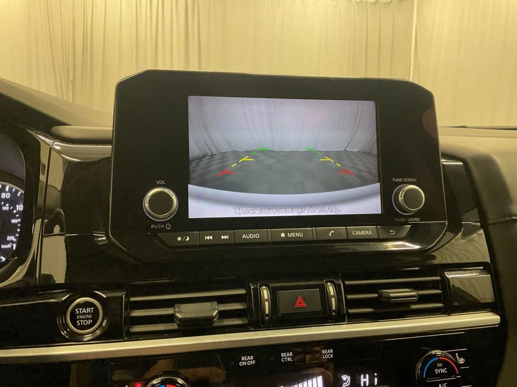 Used 2024 Nissan Pathfinder SV image 10