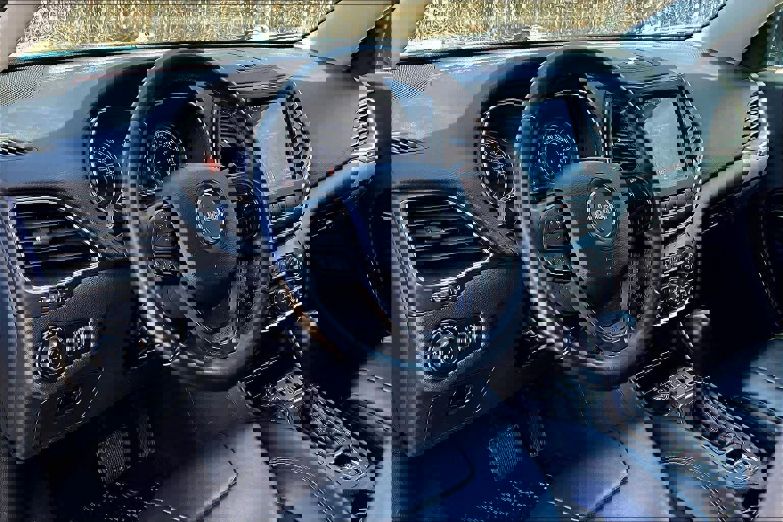 Used 2019 Jeep Cherokee Trailhawk AWD/4WD image 18