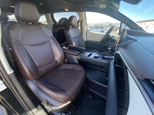 Certified 2022 Toyota Sienna Platinum image 26