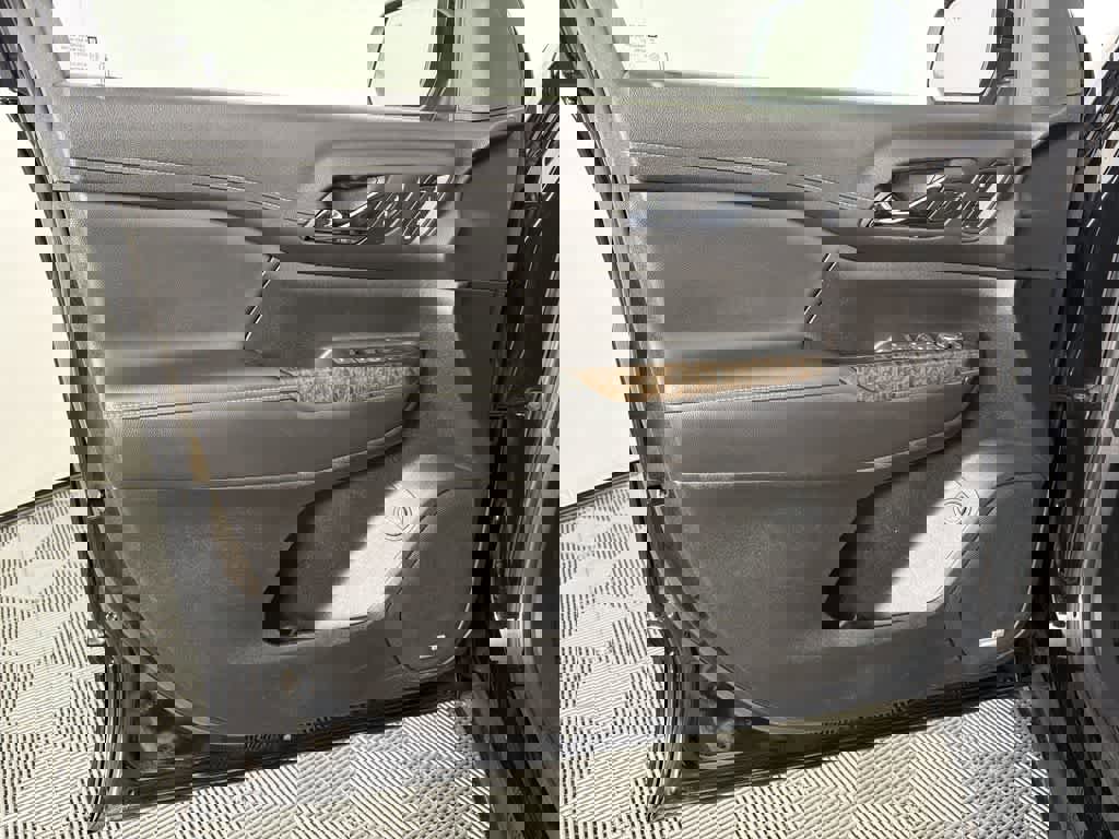 Certified 2023 GMC Acadia Denali w/ Trailering Package image 15