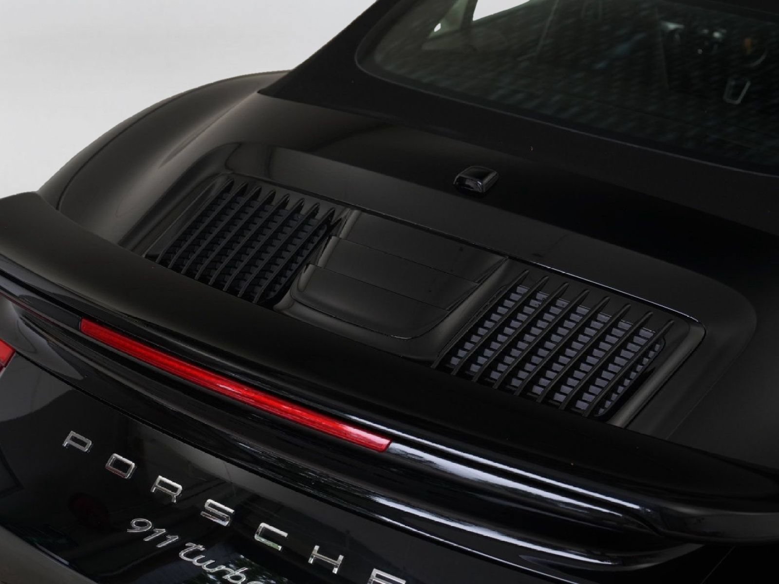 Used 2018 Porsche 911 Turbo AWD/4WD image 45