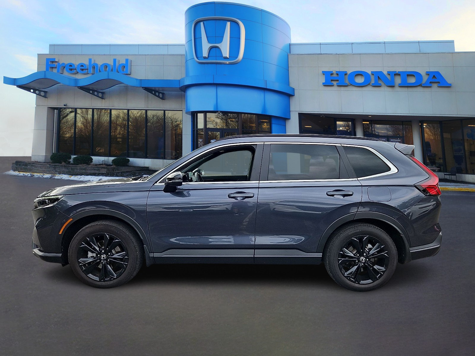 Used 2024 Honda CR-V Sport Touring image 4