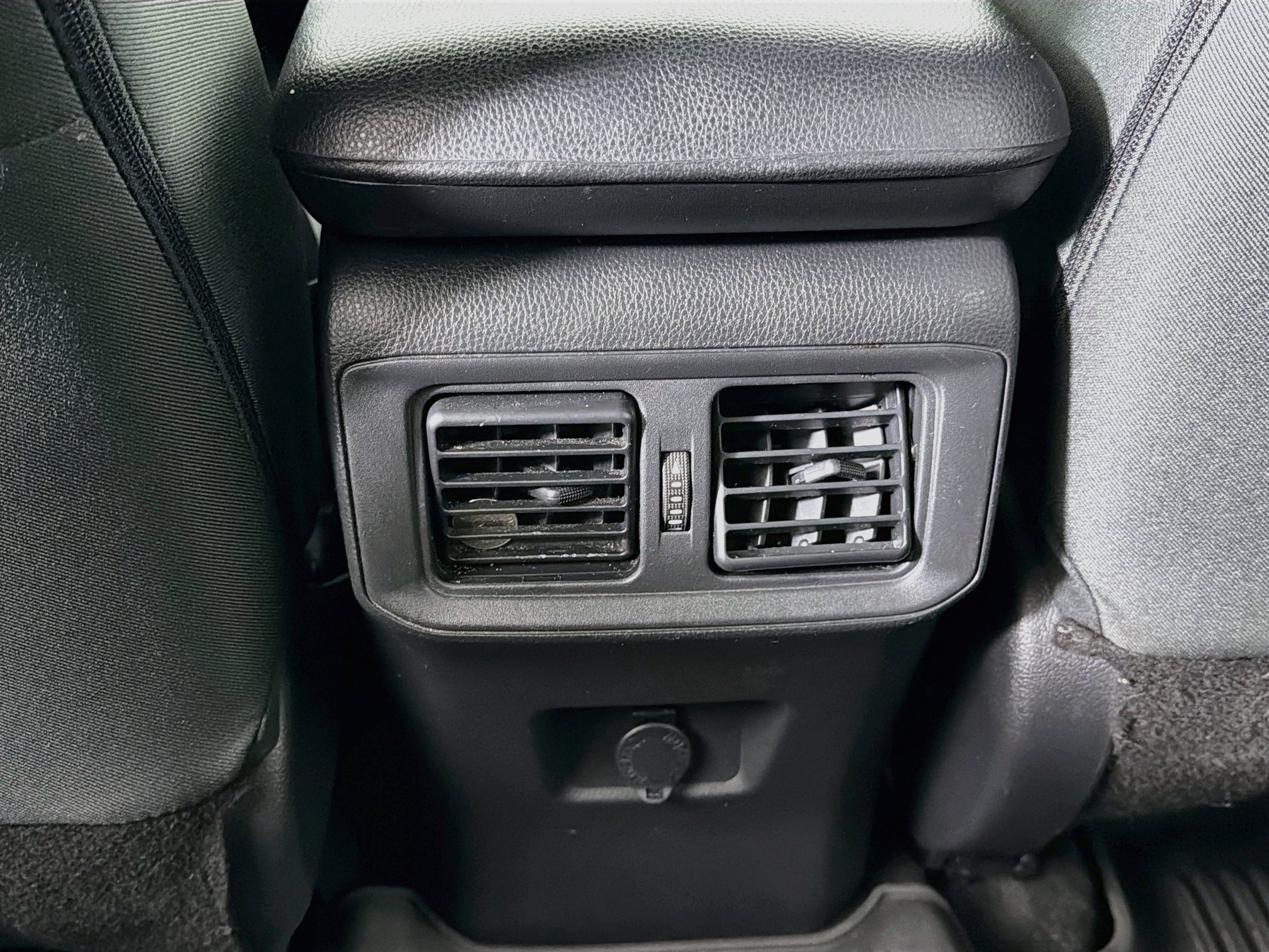 Used 2023 Toyota RAV4 LE AWD/4WD image 26