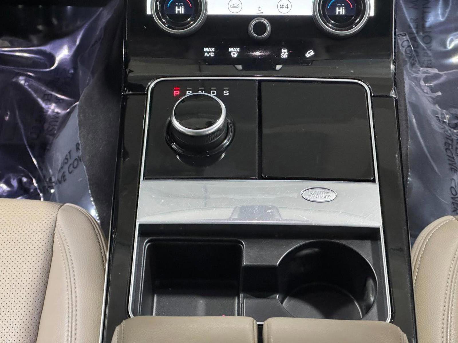 Used 2019 Land Rover Range Rover Velar S image 17
