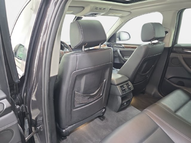 Used 2016 BMW X4 xDrive28i AWD/4WD image 12