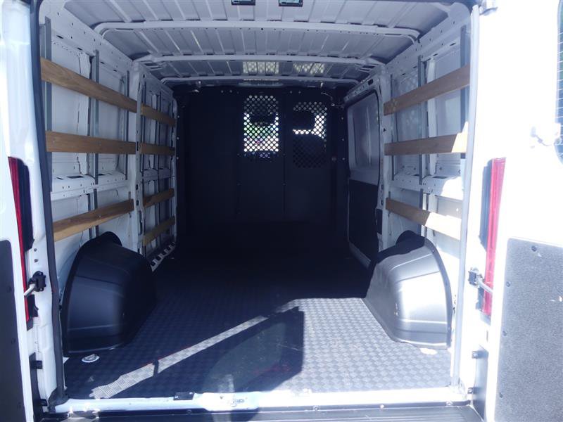 Used 2025 RAM ProMaster 2500 w/ U-Haul Equipment Group FWD image 4