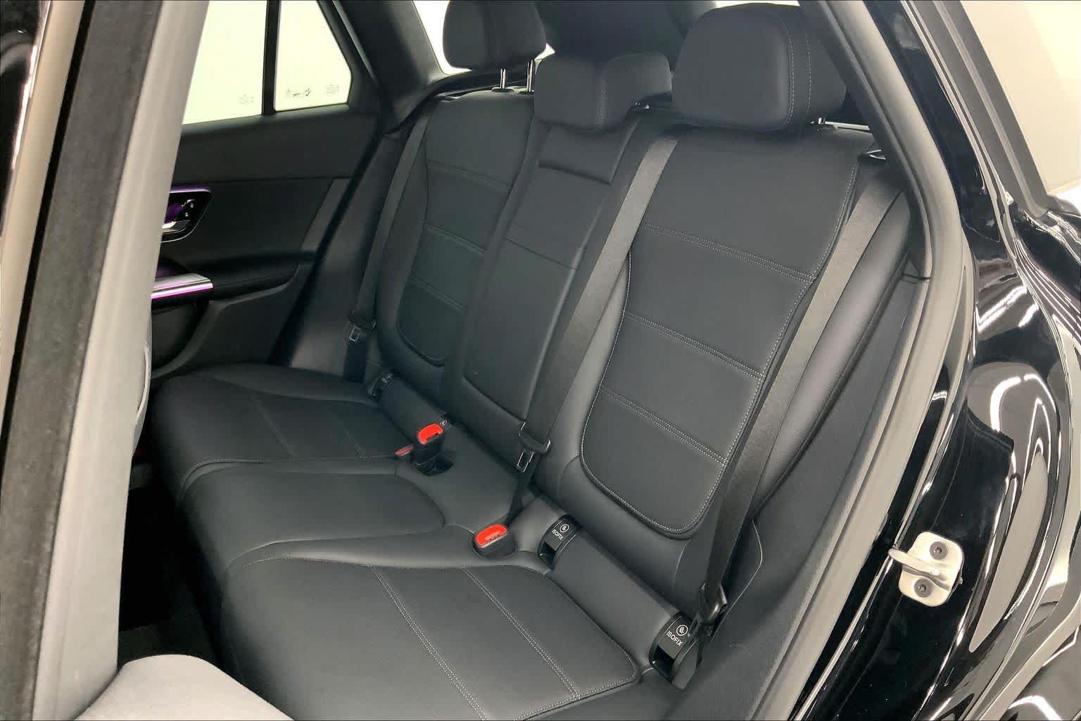 Used 2026 Mercedes-Benz GLC 300 image 17