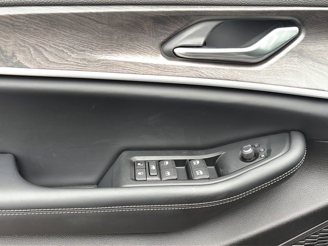 New 2026 Jeep Grand Cherokee Altitude image 17