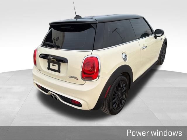 Used 2015 MINI Cooper S image 14