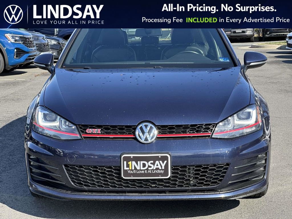Used 2017 Volkswagen GTI SE image 3