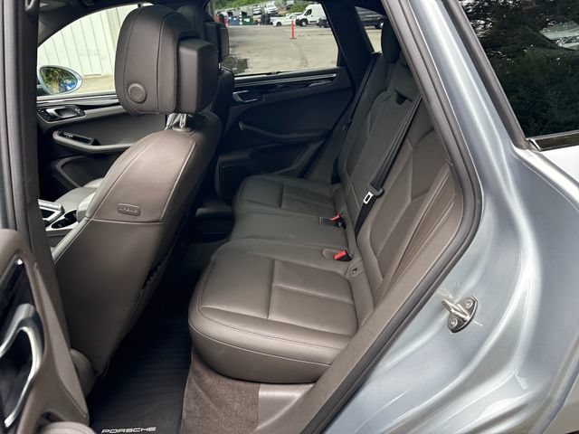 Used 2020 Porsche Macan S AWD/4WD image 13